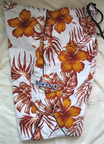 Billabong board shorts (orange)