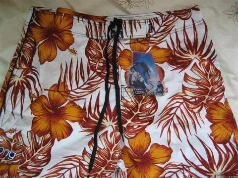 Billabong board shorts (orange)