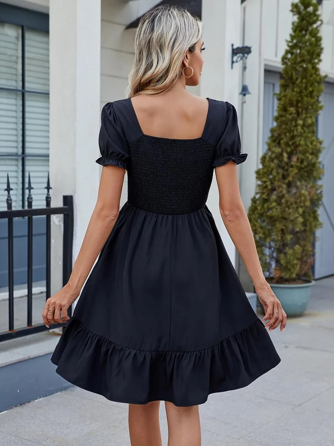 Lyrur Women's Short Sleeve Summer Dresses 2025 Spring Casual Square Neck Easter Dress A-Line Tiered Sundress with Pockets