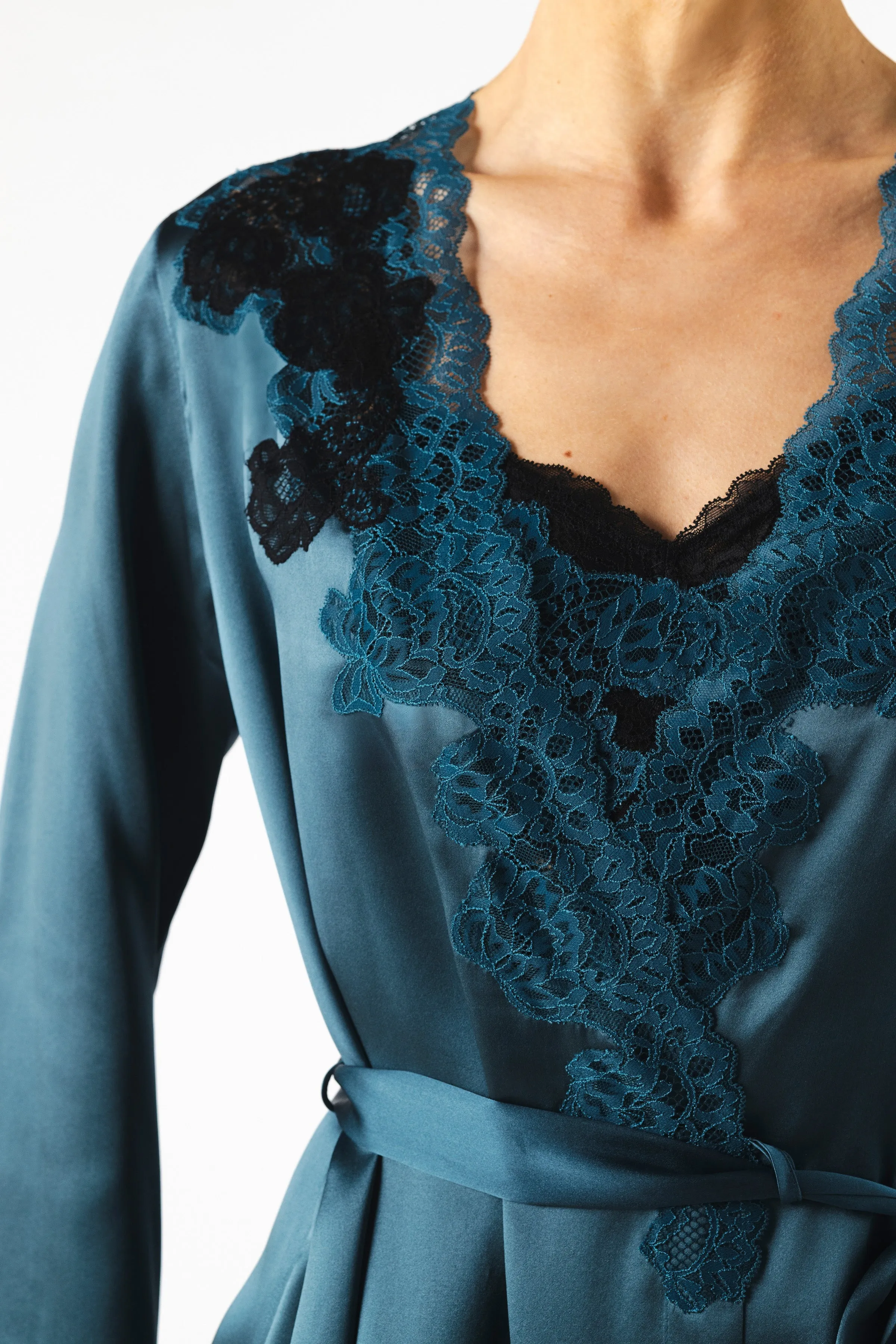 Mireille Twilight Short Silk Robe