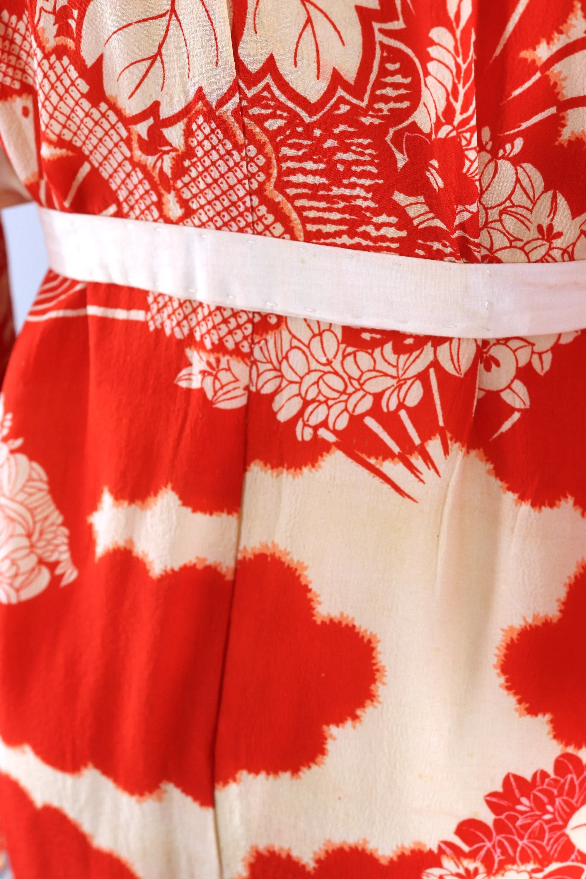 Vintage 1930s Silk Kimono Robe / Red Ivory Floral